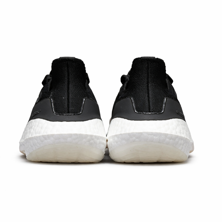 Adidas Ultraboost - Black