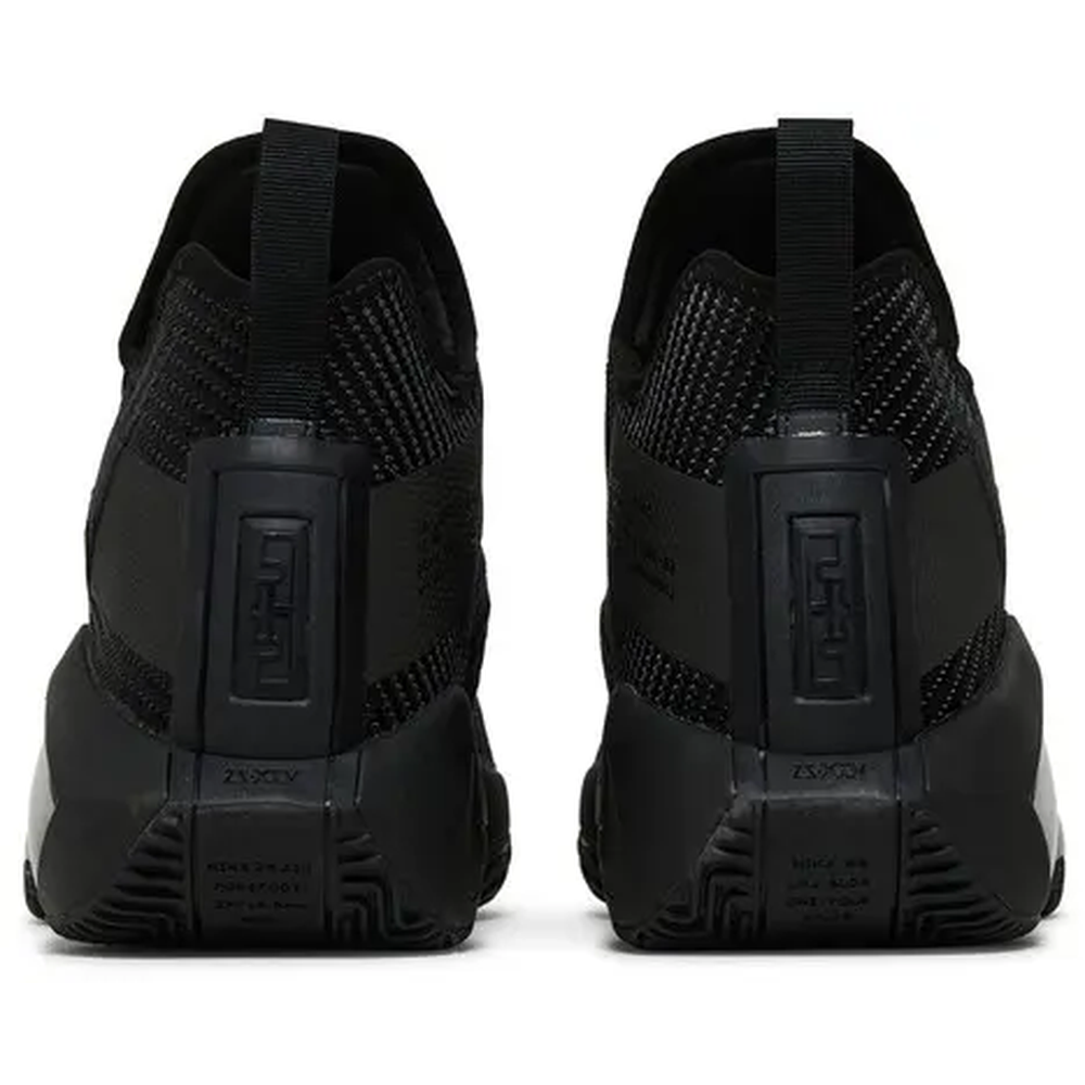 Nike LeBron Soldier 14 - Black